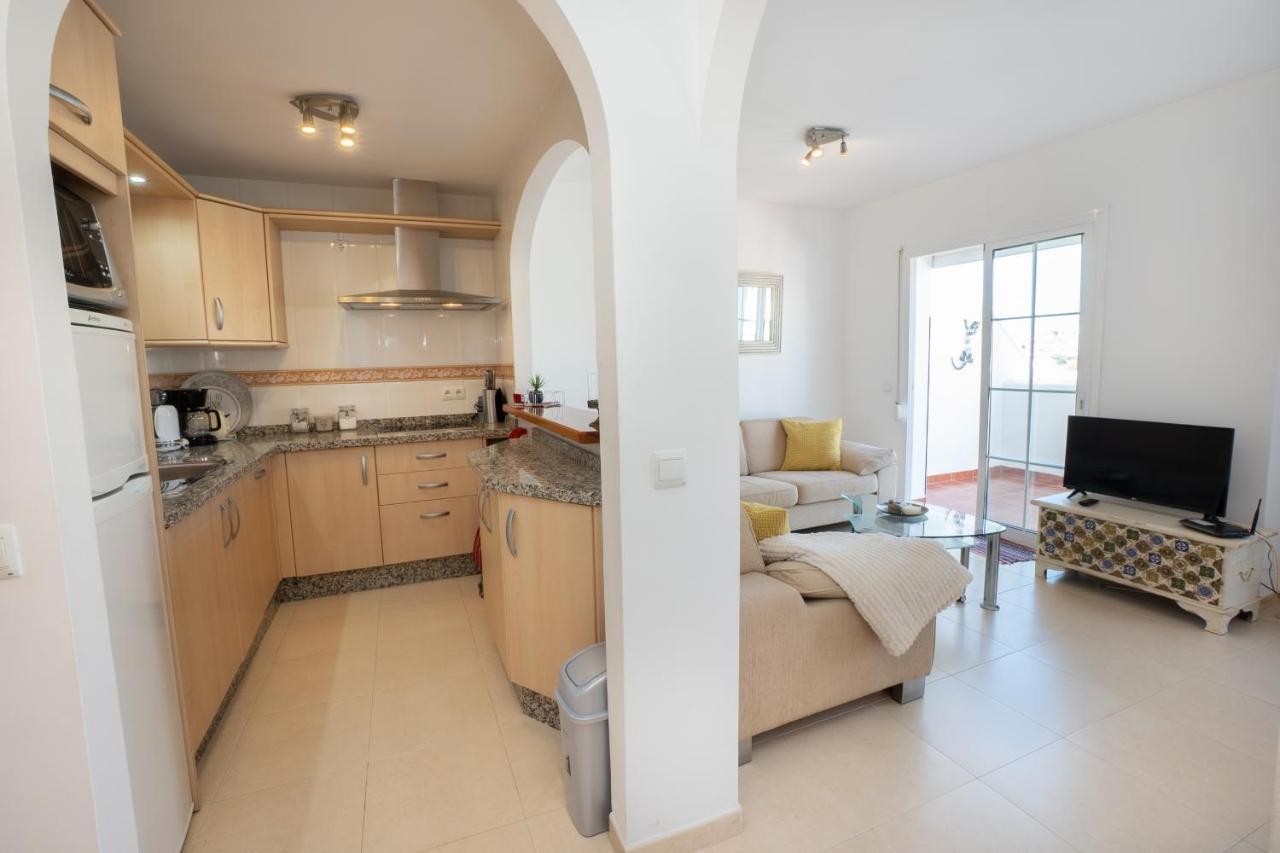 Penthouse Las Gaviotas Ii-2E Menyber Nerja Exterior photo